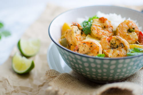 Crevettes aux épices douces, ananas et lait de coco
