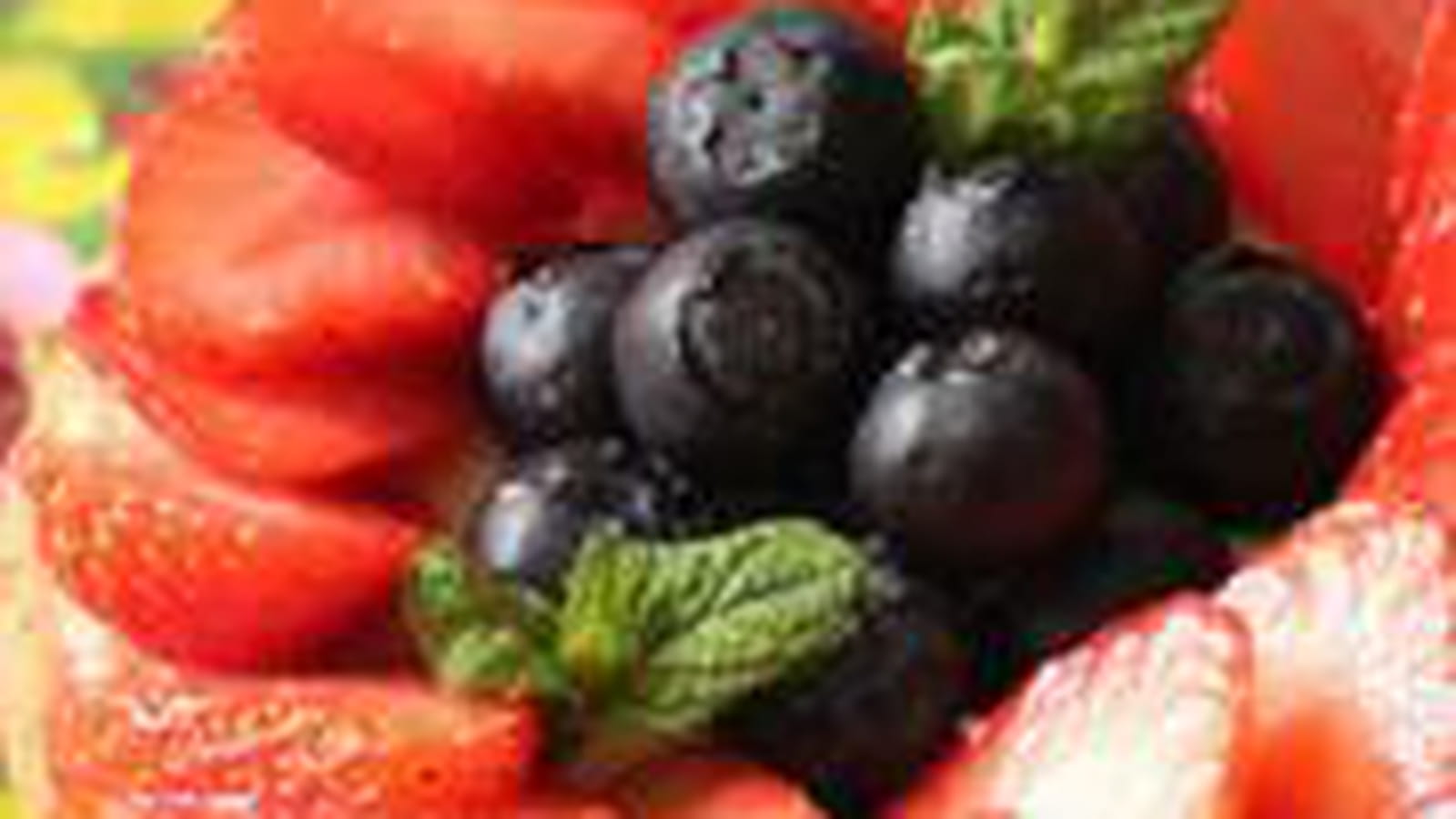 Tartelette fraise myrtille amande