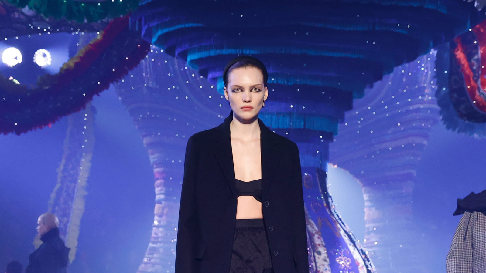 Look 24