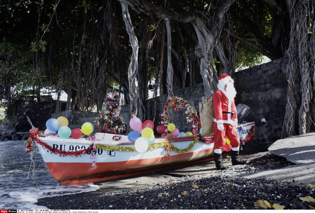 L'arrivée du père Noël en bateau