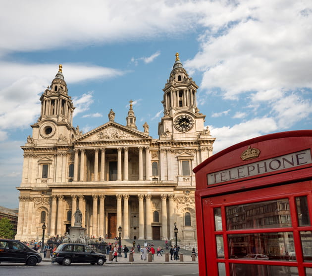 eglise anglicane stillkost fotolia