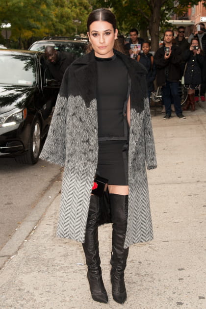 Lea Michele en manteau gris