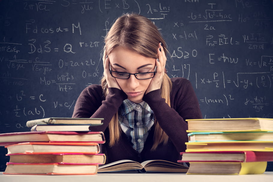 Bac ou brevet : comment l'aider à ne pas paniquer à l'oral ?