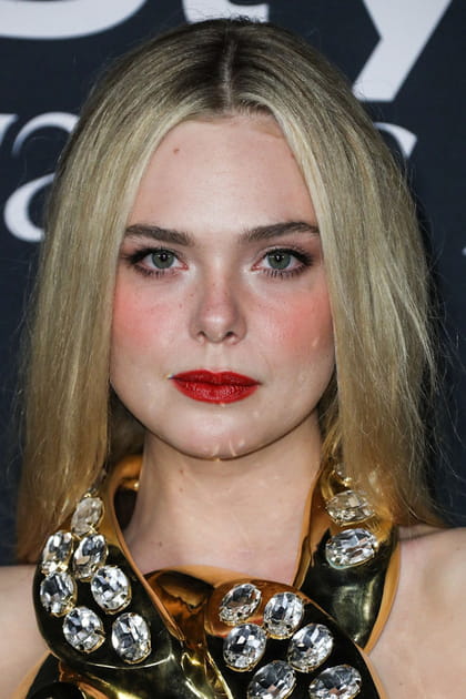 Le maquillage travaill&eacute; d'Elle Fanning