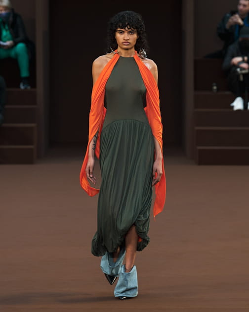 Look 48&nbsp;du d&eacute;fil&eacute; Loewe