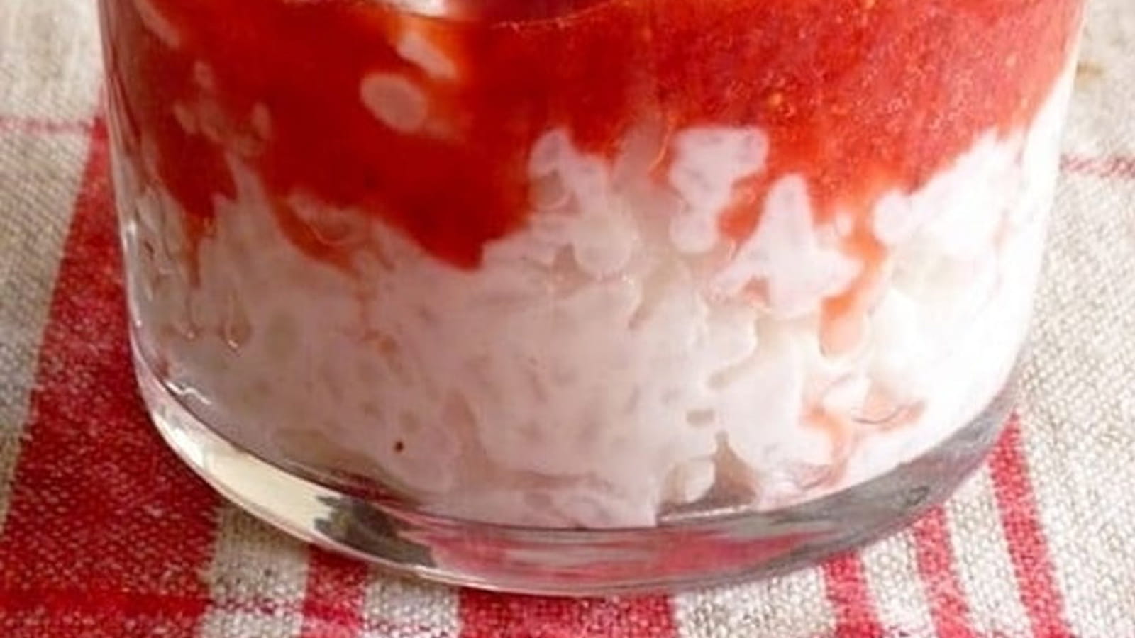 Riz au lait de coco et aux fraises