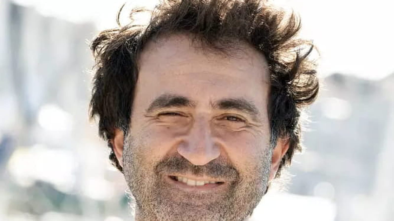 Mathieu Madénian