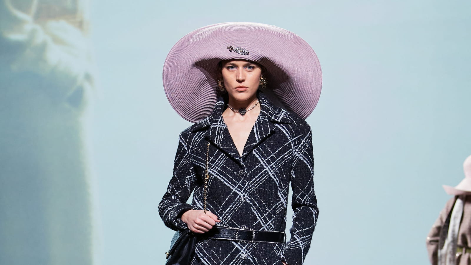 Look 2 du défilé Chanel