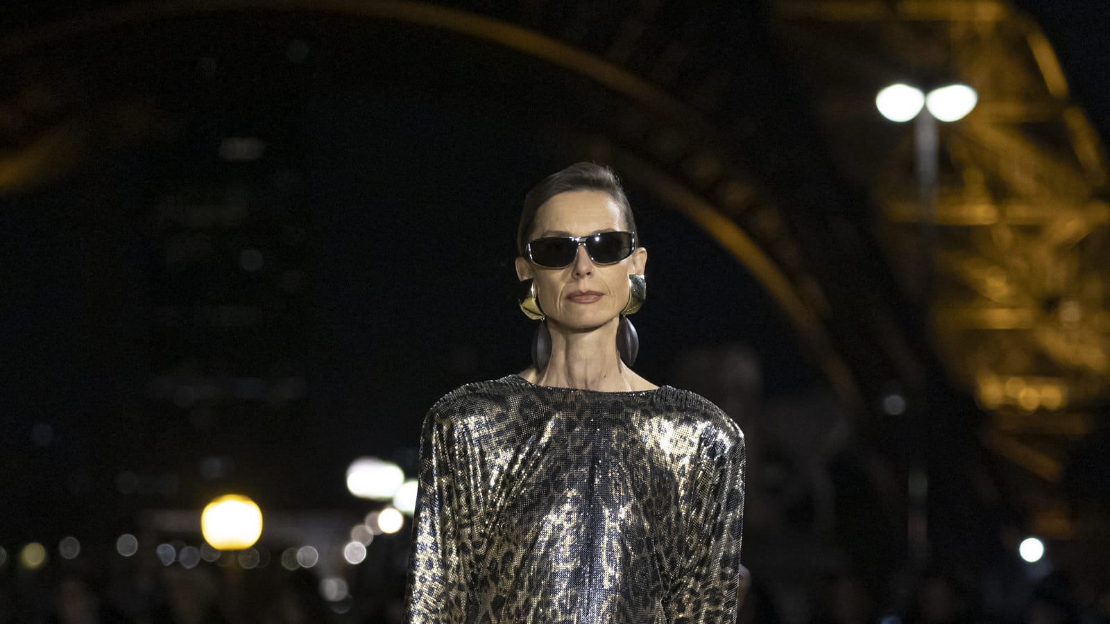 Look 14