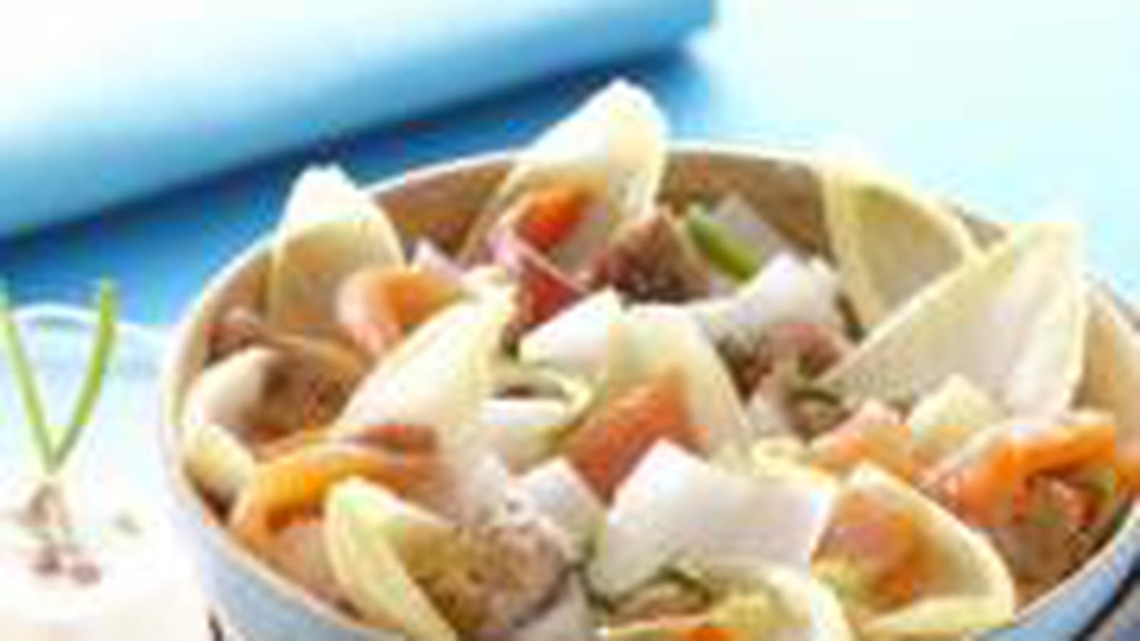 Salade d'endive au saumon et aux crevettes