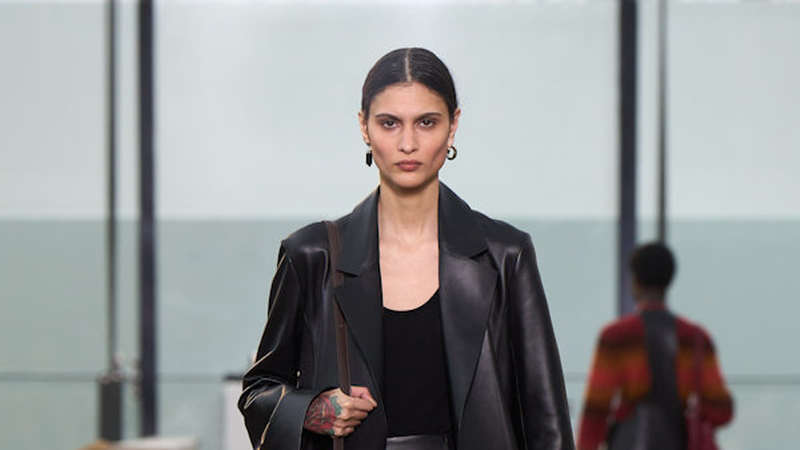 Look 11