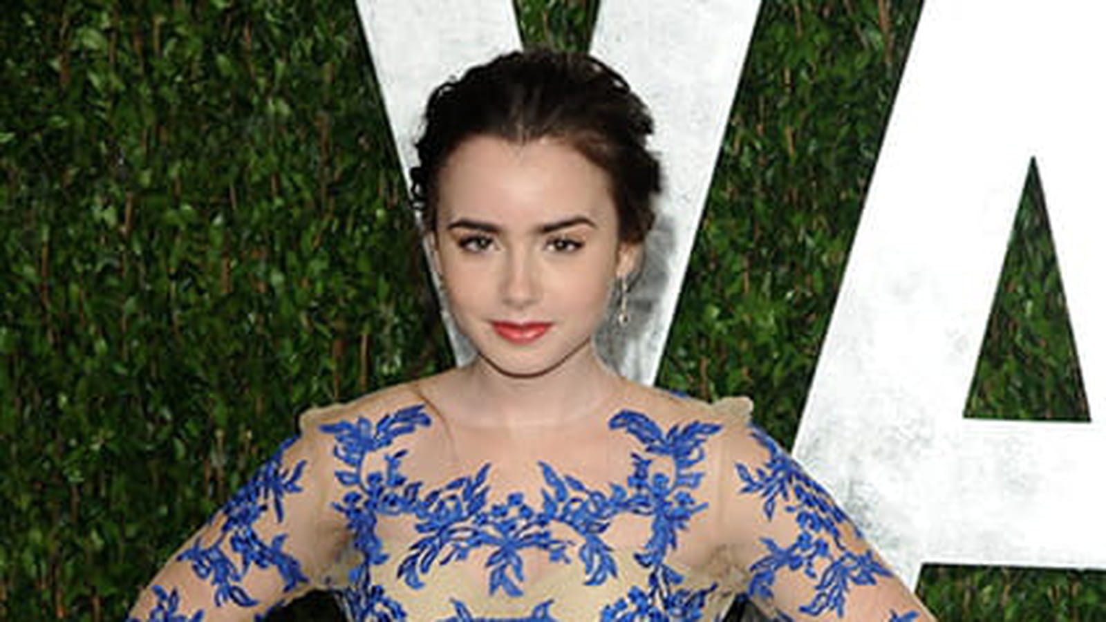 Lily Collins le 26 février 2012