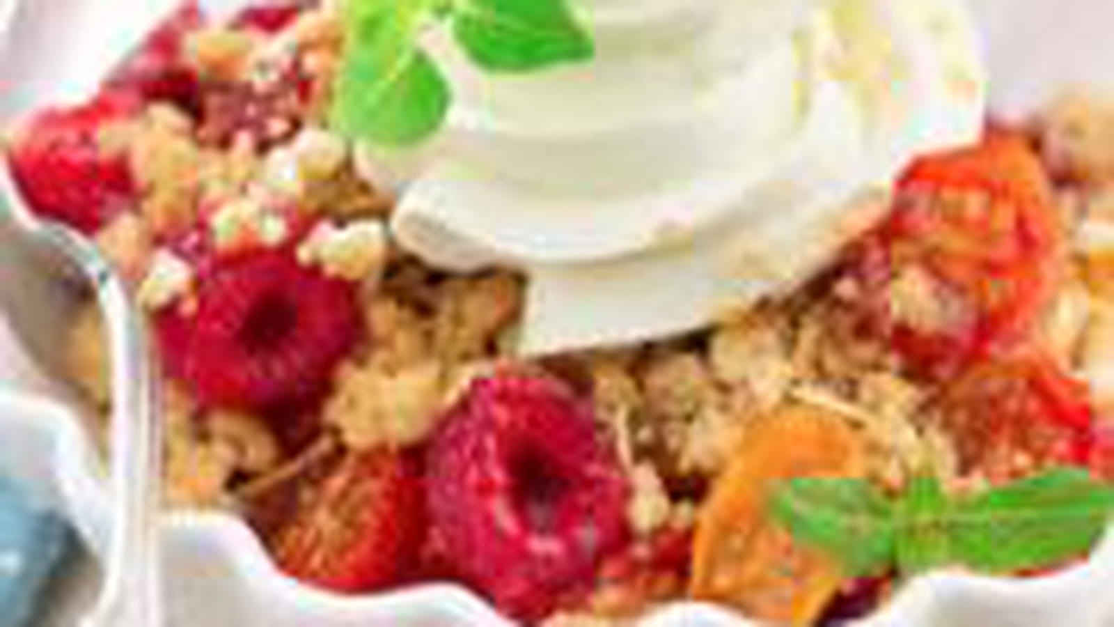Crumble framboises tomates basilic