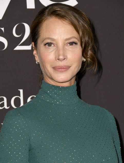 Flop&nbsp;: Christy Turlington et son look strict