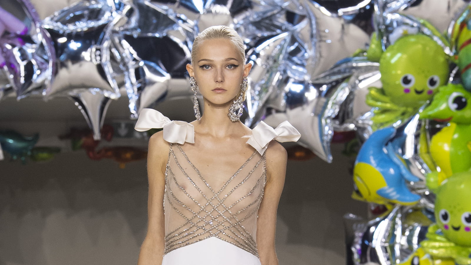 Look 5