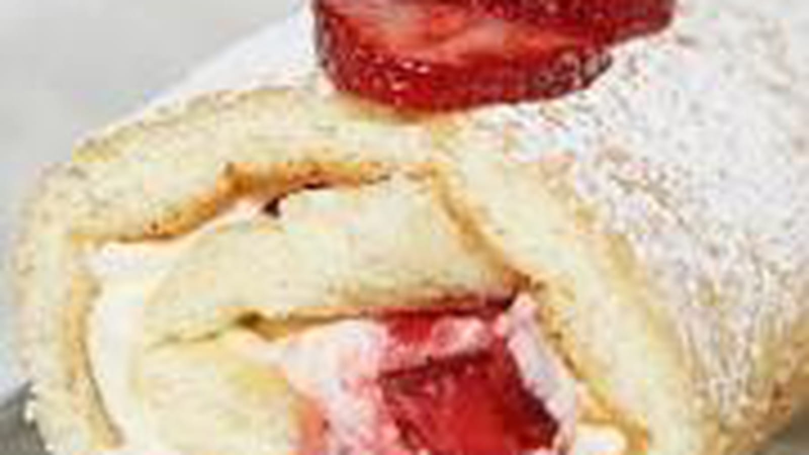 Gâteau roulé aux fraises et mascarpone