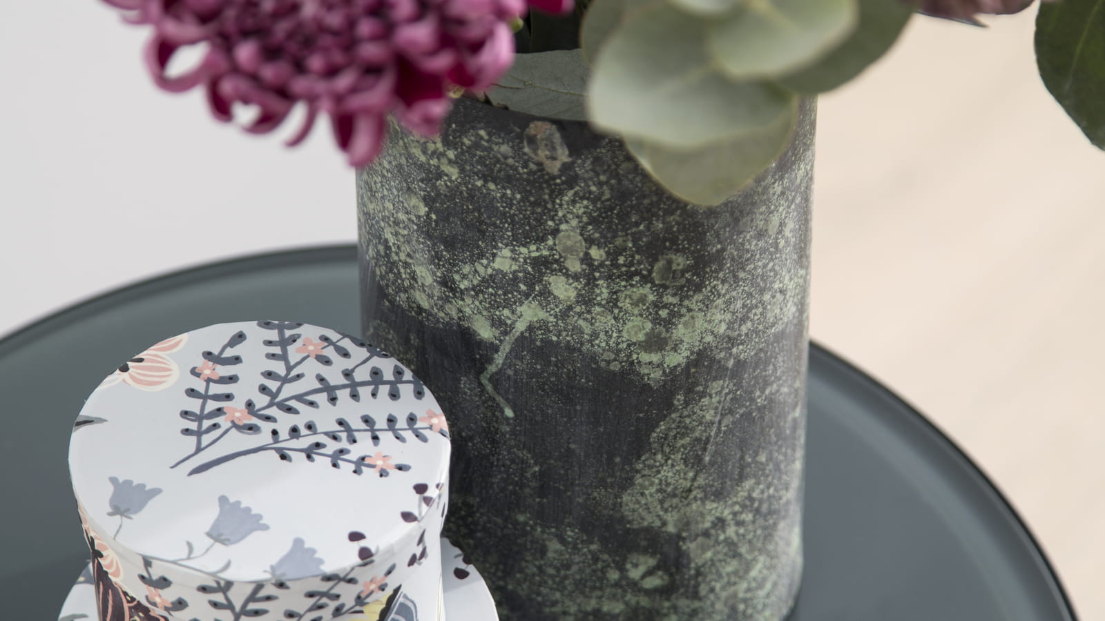 Vase effet métallique marbré