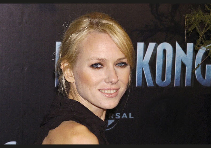 Naomi Watts, hypnotisante avec son smoky-eyes marron