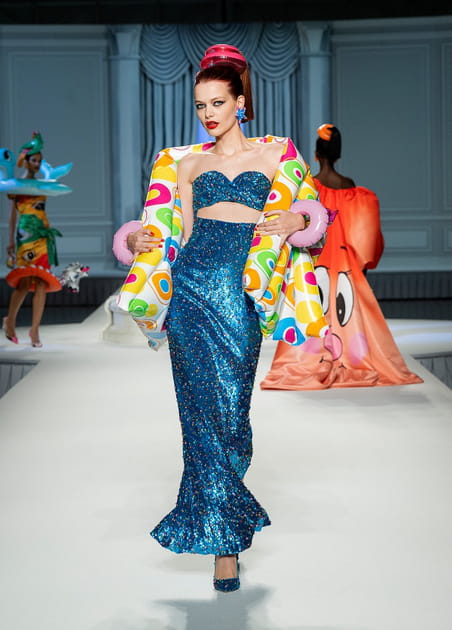 Look 54&nbsp;du d&eacute;fil&eacute; Moschino