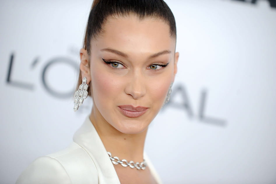 Le negative space eyeliner affut&eacute; de Bella Hadid