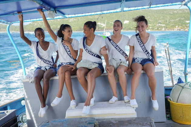 Les Miss surfent sur la vague