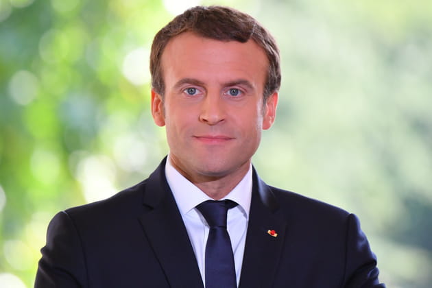 1 : Emmanuel Macron