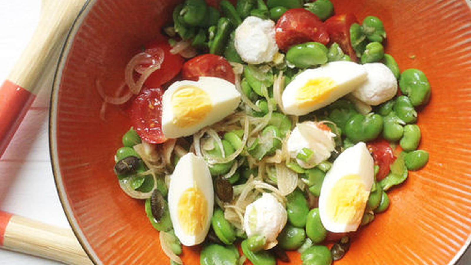 Salade de fèves à l'huile de pépins de courges
