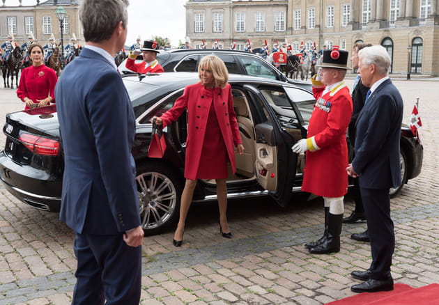 Brigitte Macron, classe en toute circonstance