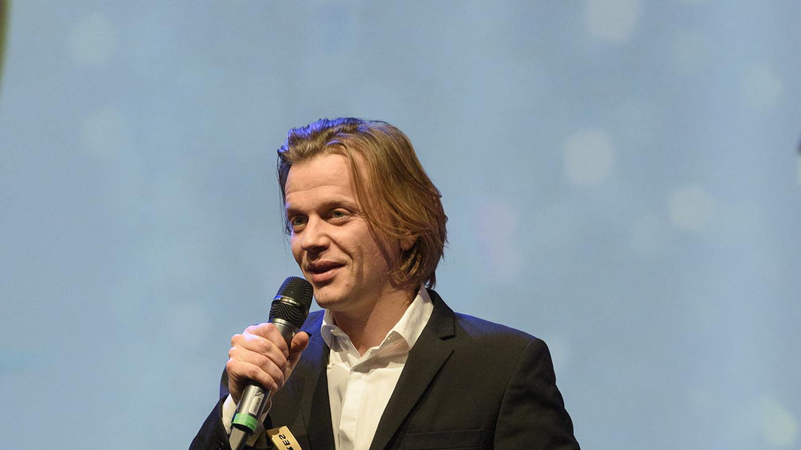 Alex Lutz, meilleur acteur selon les Lumières de la presse internationale 