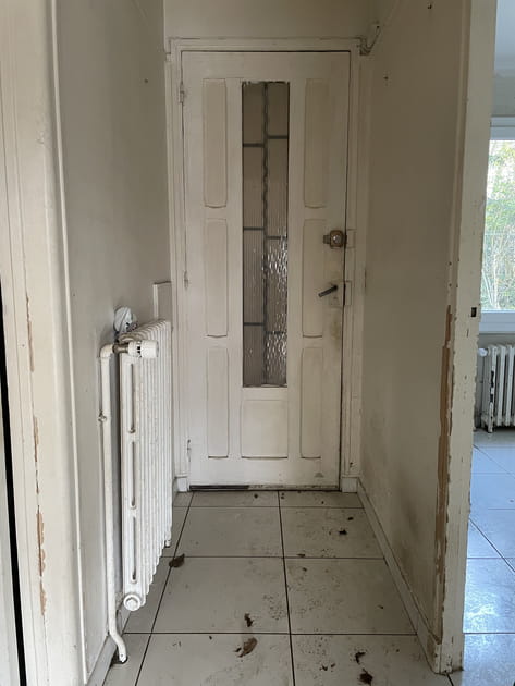 Avant&nbsp;: une entr&eacute;e fan&eacute;e et peu accueillante