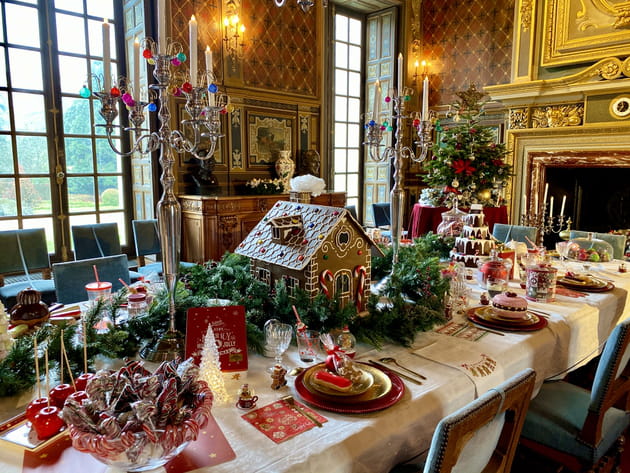 Une table de No&euml;l traditionnelle