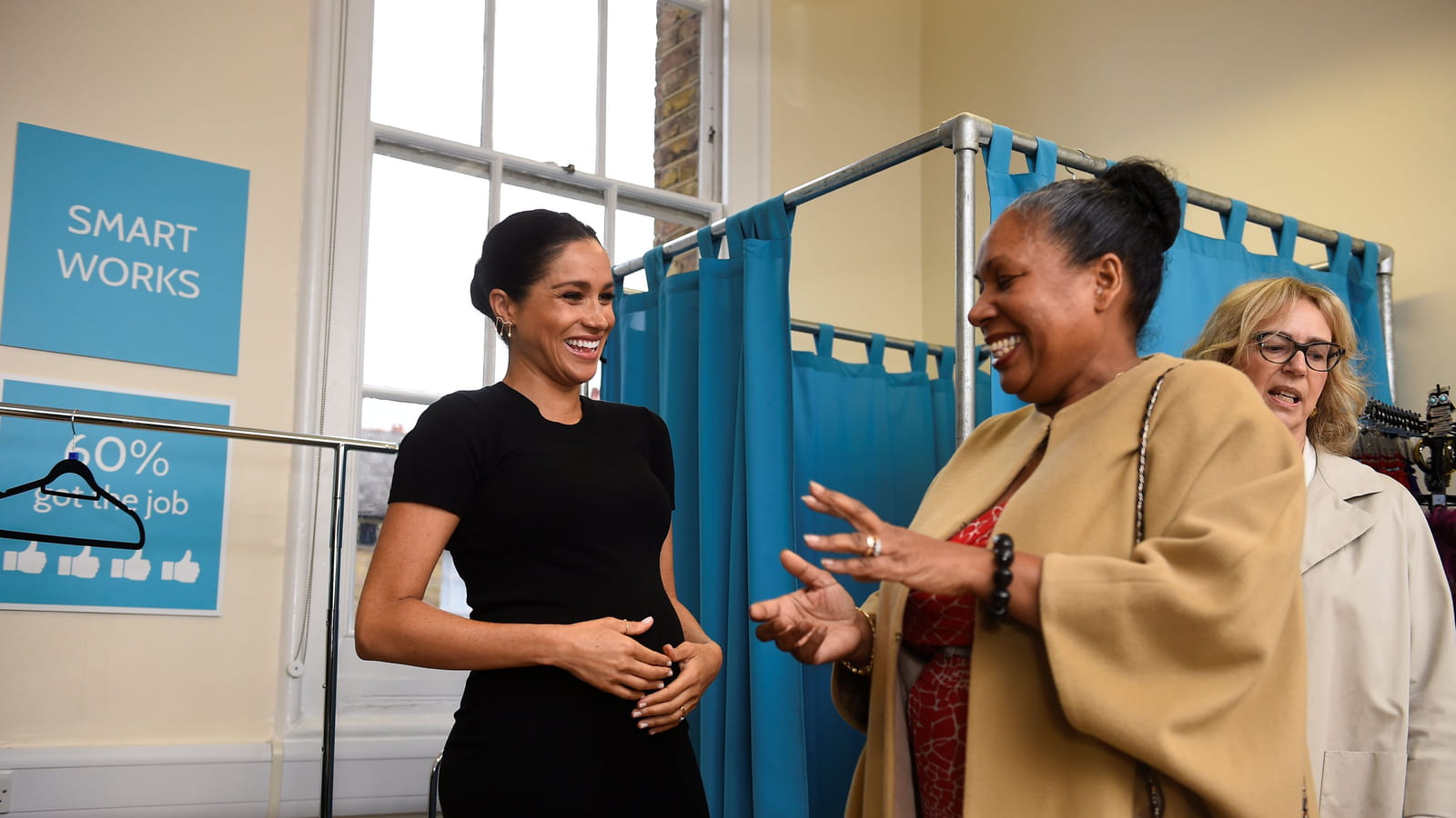 Meghan Markle, Lady Juliet Hughes-Hallett et Kate Stephens de l'association Smart Works