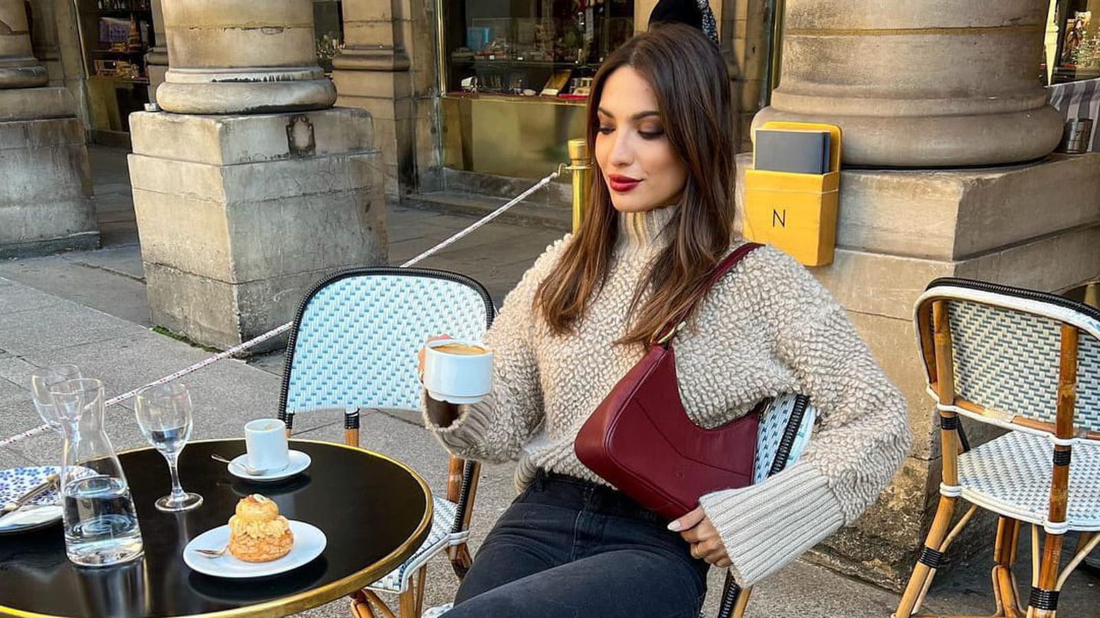@sofyabenzakour
