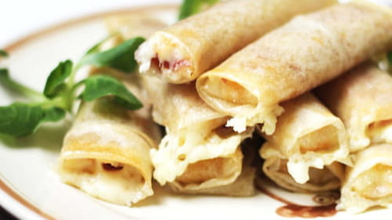 Cigares au fromage de raclette et jambon cru