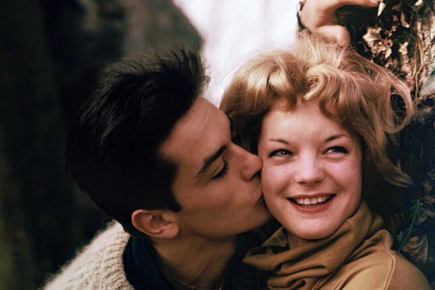 Alain Delon et Romy Schneider dans leur maison, en 1959