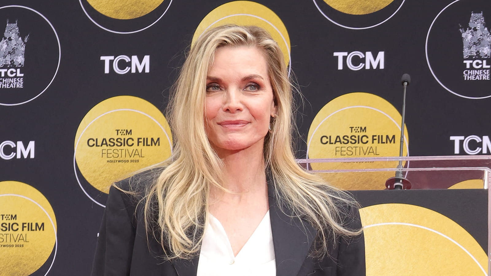Michelle Pfeiffer 