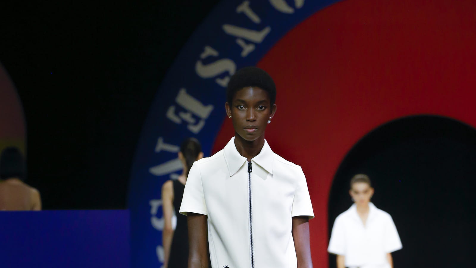 Look 34