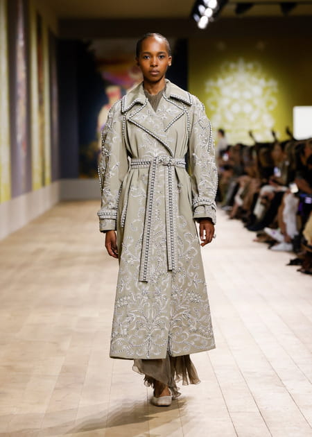 Look 28&nbsp;du d&eacute;fil&eacute; Dior