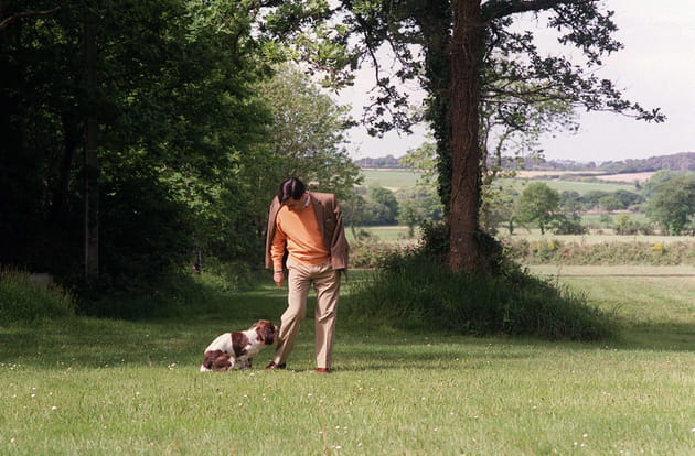 François FIllon et son chien, à Guérande (2003)