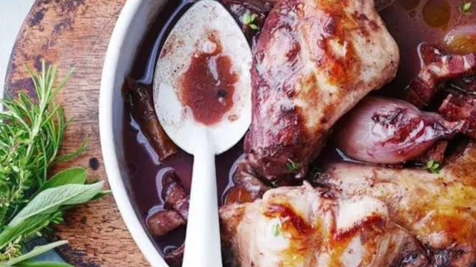 Bourguignon de lapin