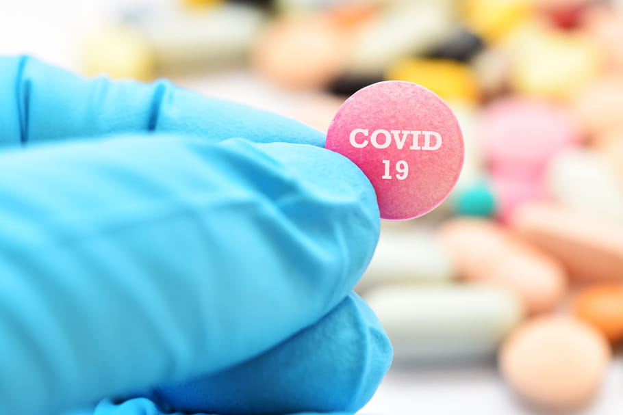 Traitements Covid-19 : en France, protocole, antibiotiques...