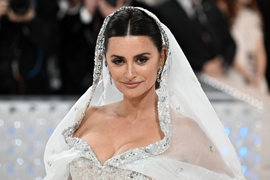 Le look de mari&eacute;e de Pen&eacute;lope Cruz