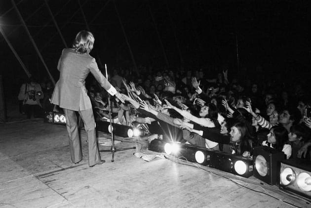 Claude Fran&ccedil;ois face &agrave; ses groupies&nbsp;: un lien (presque) indestructible