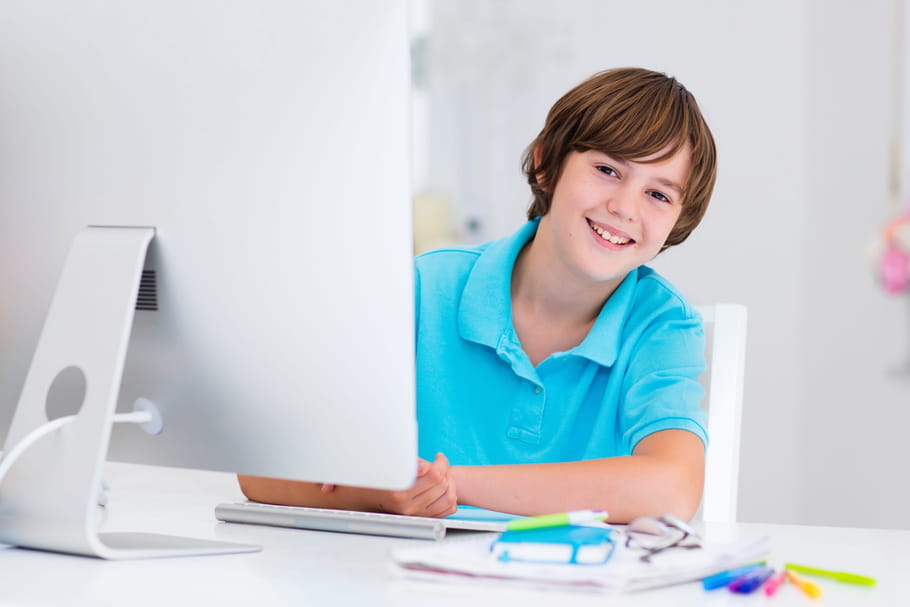 Combien de classes et d'écoles fermées en France ?