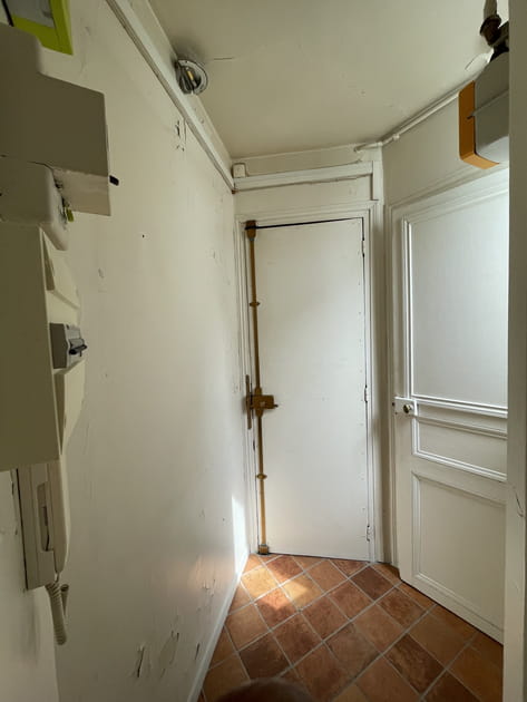Avant&nbsp;: un sas d'entr&eacute;e basique