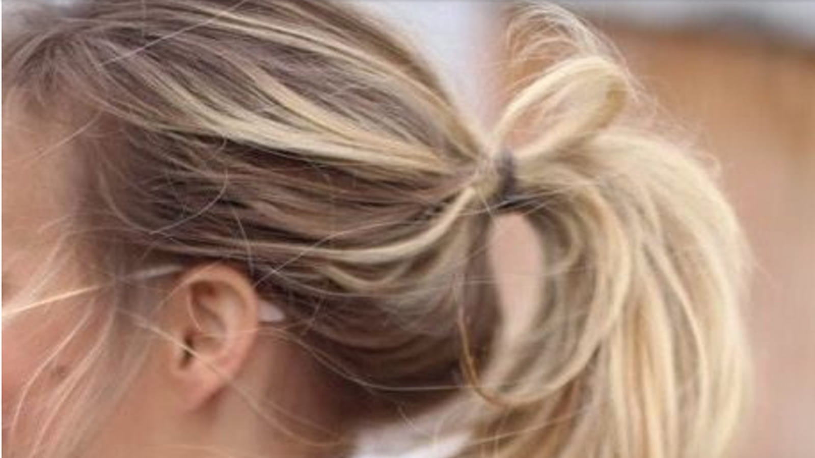 La ponytail wavy
