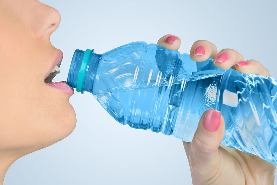 Hyponatrémie : gare à l'excès d'eau quand il fait chaud