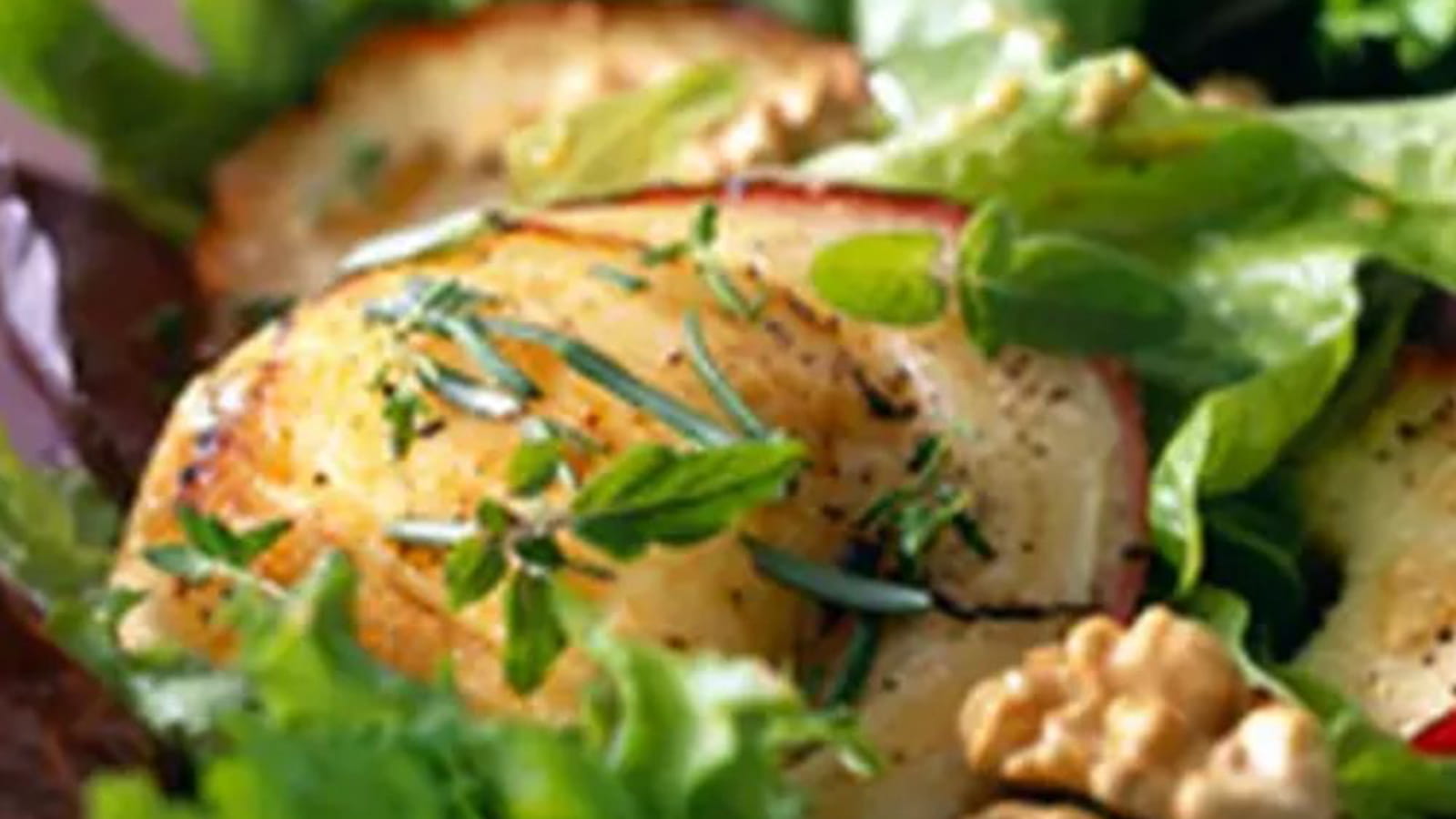 Salade de chèvre chaud