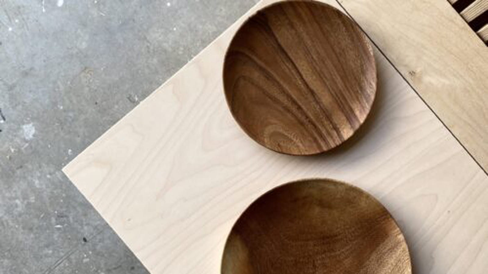 Assiette artisanales en bois