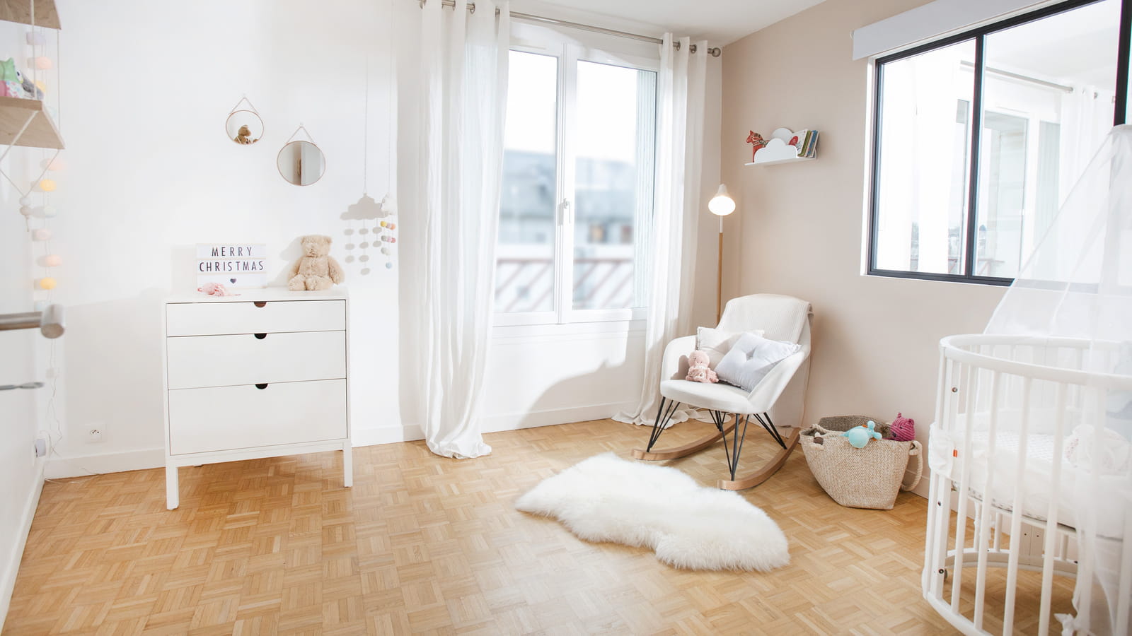 Chambre de bébé après 